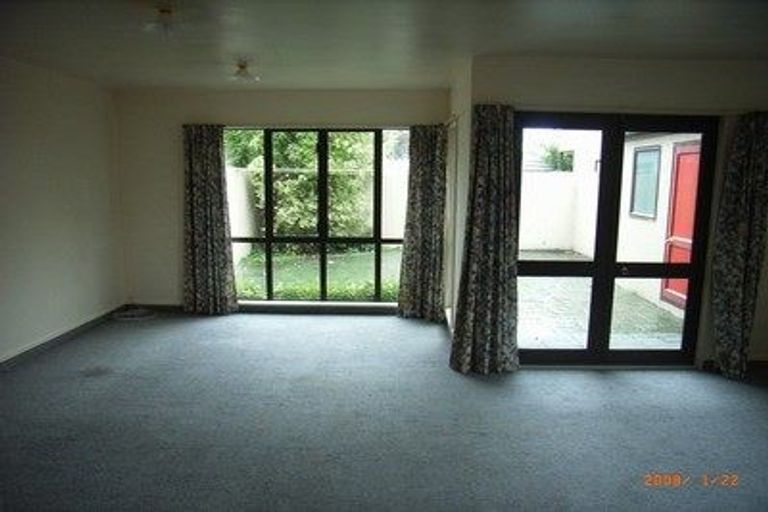 Photo of property in 4/10 Dilworth Street, Riccarton, Christchurch, 8011