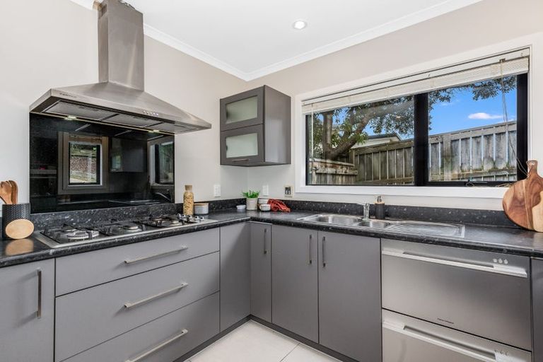 Photo of property in 25 Kaimai Place, Aotea, Porirua, 5024