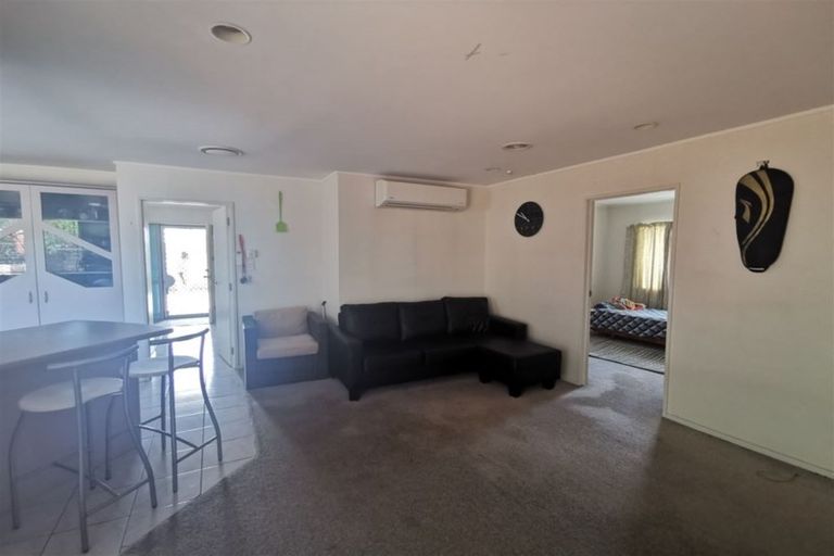 Photo of property in 19 Mt Blanc Place, Northpark, Auckland, 2013