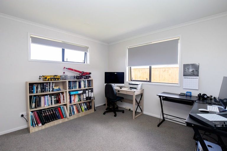 Photo of property in 18 Costello Drive, Ngatea, 3503