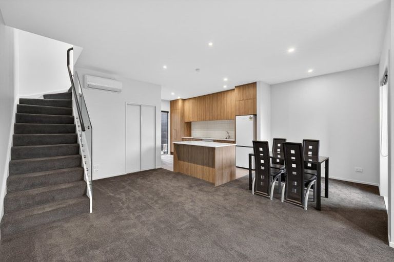 Photo of property in 10 Packard Crescent, Halswell, Christchurch, 8025