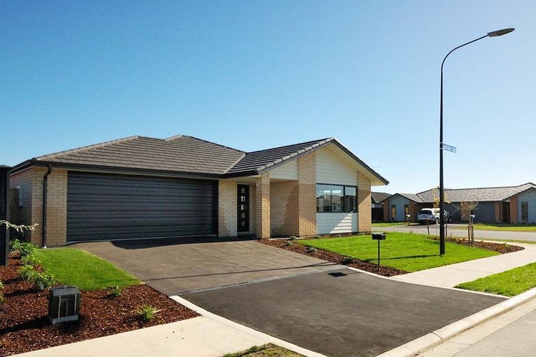 Photo of property in 2 Hartford Crescent, Rolleston, 7615