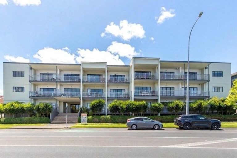 Photo of property in 40/128 Stancombe Road, Flat Bush, Auckland, 2016