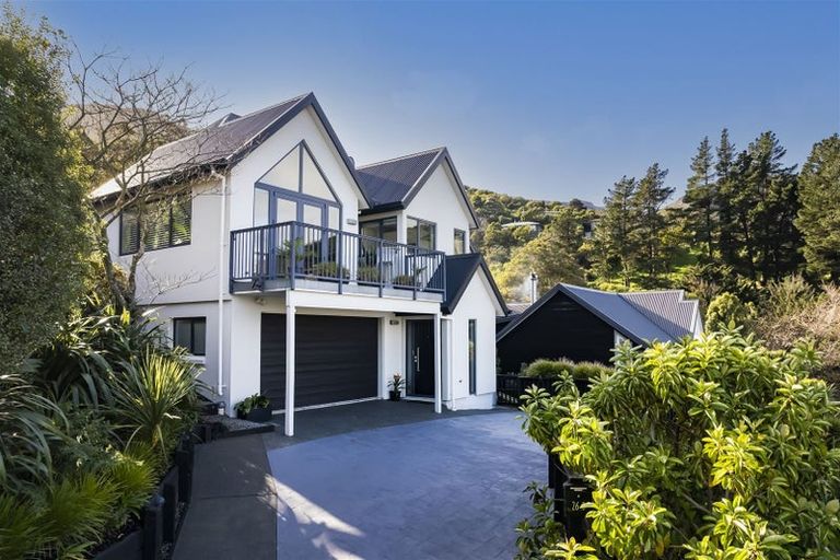 Photo of property in 26b Cornwall Road, Lyttelton, 8082