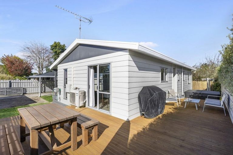 Photo of property in 11a Dallas Place, Leamington, Cambridge, 3432