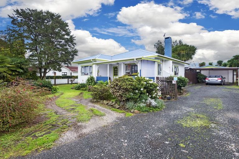 Photo of property in 102 Clevedon Road, Papakura, 2110