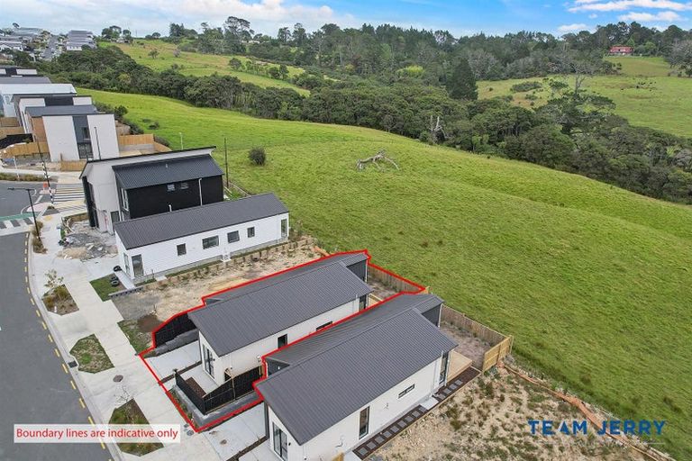 Photo of property in 71 Puwha Street, Massey, Auckland, 0614