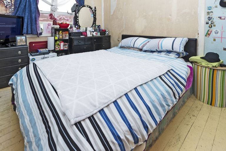 Photo of property in 102 Clevedon Road, Papakura, 2110