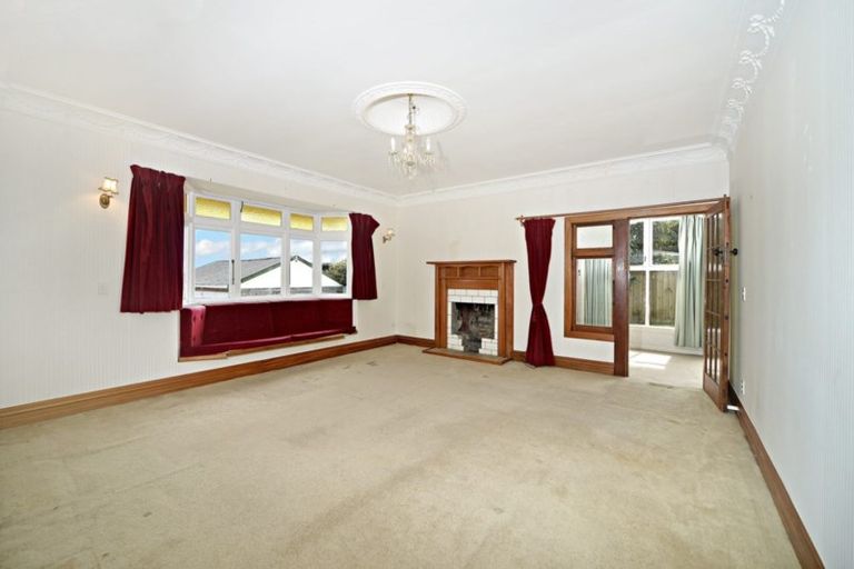Photo of property in 6 West Street, Papakura, 2110