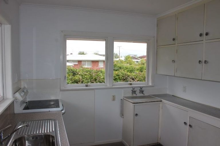 Photo of property in 1/13 Stanley Avenue, Milford, Auckland, 0620