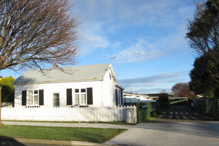 Photo of property in 12 Clifton Street, Windsor, Invercargill, 9810