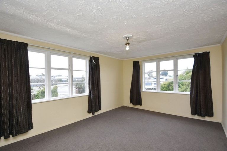 Photo of property in 19 Boyne Street, Clifton, Invercargill, 9812