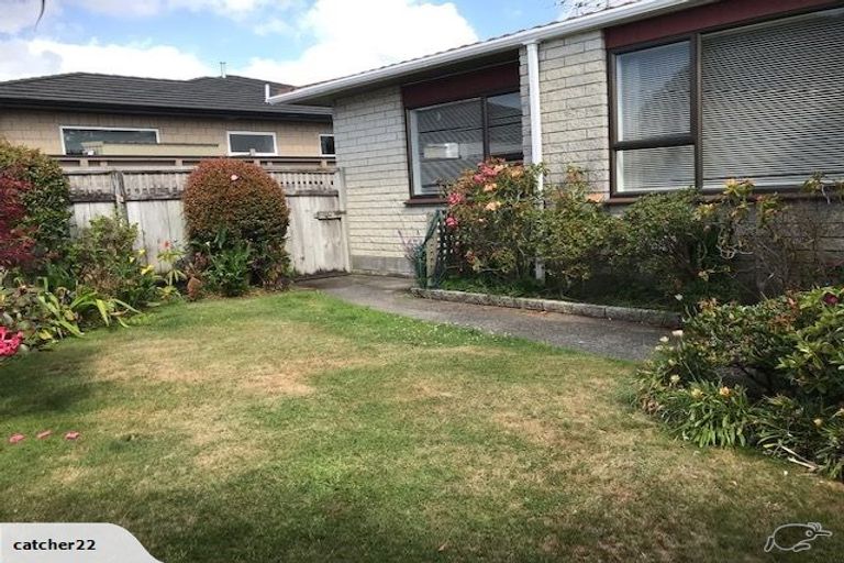 Photo of property in 1/12 Webster Street, Westown, New Plymouth, 4310