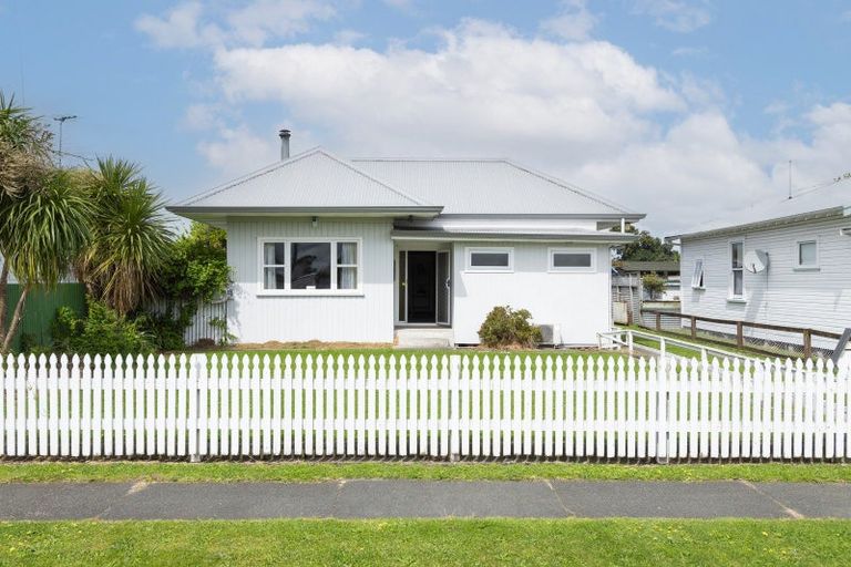 Photo of property in 56 Herbert Road, Te Hapara, Gisborne, 4010
