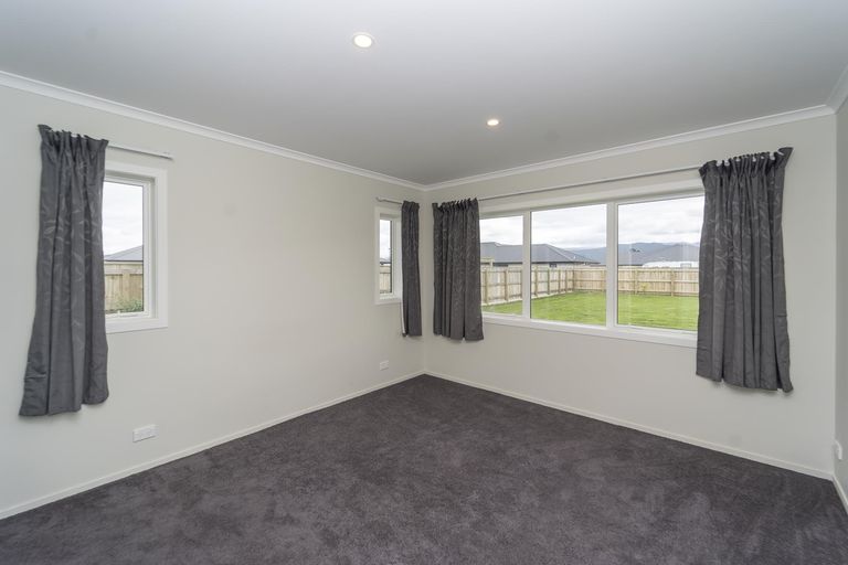 Photo of property in 8 Hartley Avenue, Carterton, 5713