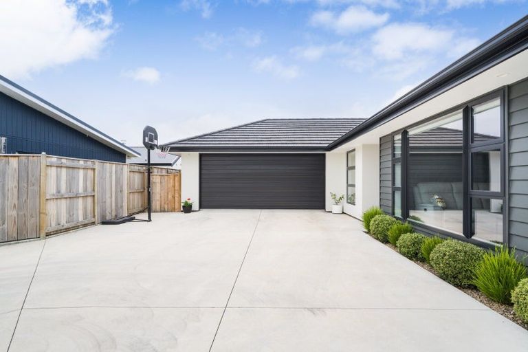 Photo of property in 97 Freedom Drive, Kelvin Grove, Palmerston North, 4470