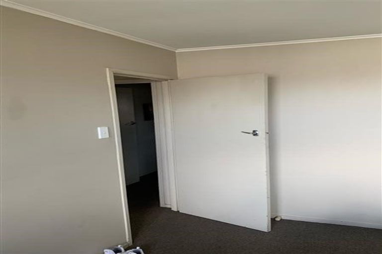 Photo of property in 3/152 Lincoln Road, Henderson, Auckland, 0610