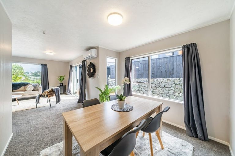 Photo of property in 9 Venus Place, Whitby, Porirua, 5024