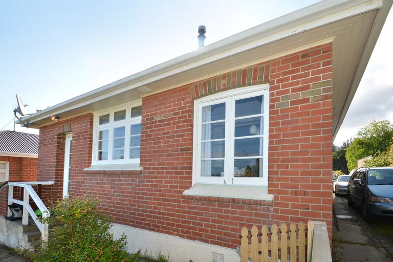 Photo of property in 190 Pine Hill Road, Dalmore, Dunedin, 9010