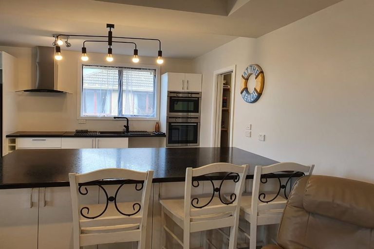 Photo of property in 73 Churchill Street, Kaikoura, 7300