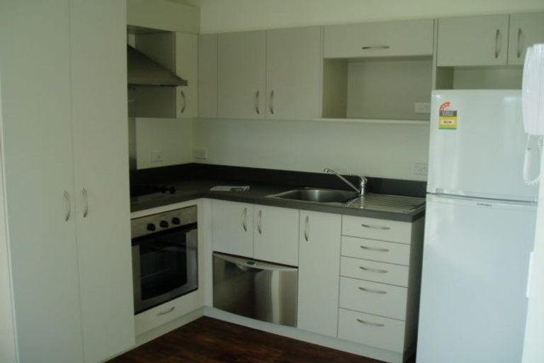 Photo of property in 6/30 Mathesons Road, Phillipstown, Christchurch, 8011