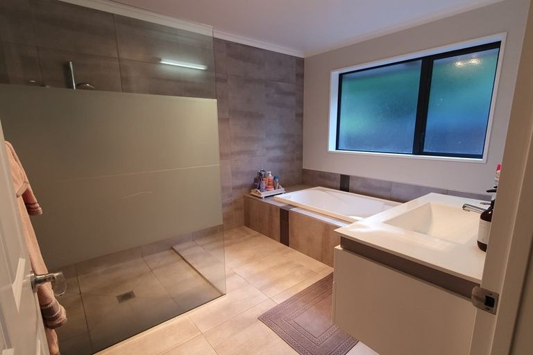 Photo of property in 95 Alexander Street, Greymouth, 7805