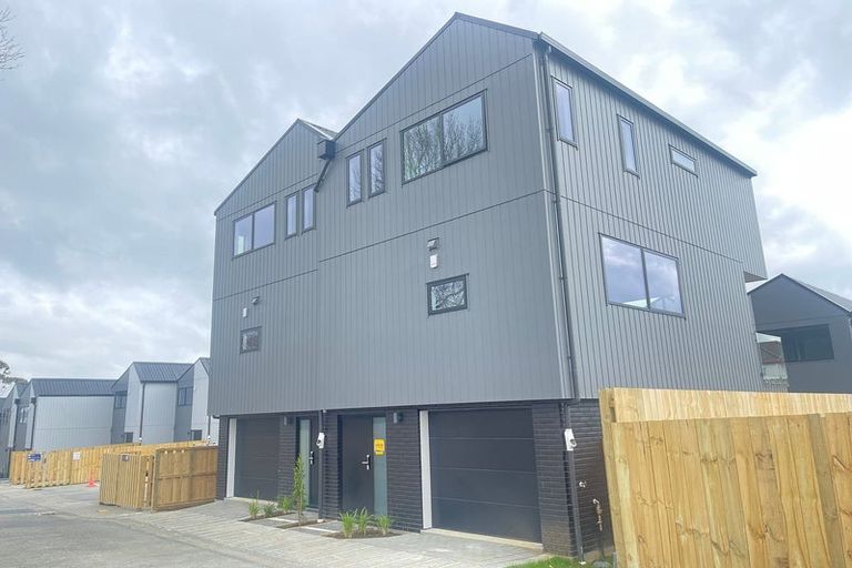 Photo of property in 24 Clementine Place, Bucklands Beach, Auckland, 2014