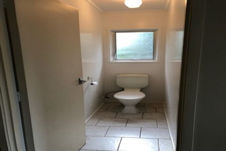 Photo of property in 101 Captain Scott Road, Glen Eden, Auckland, 0602