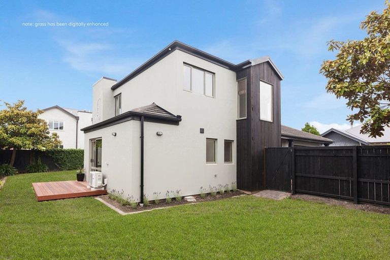 Photo of property in 46a Hamilton Avenue, Ilam, Christchurch, 8041