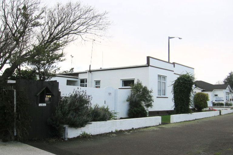 Photo of property in 251 Grey Street, Palmerston North, 4414