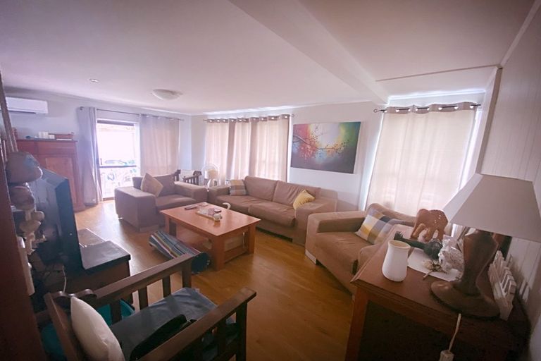 Photo of property in 18 Tilbrook Place, Papakura, 2110