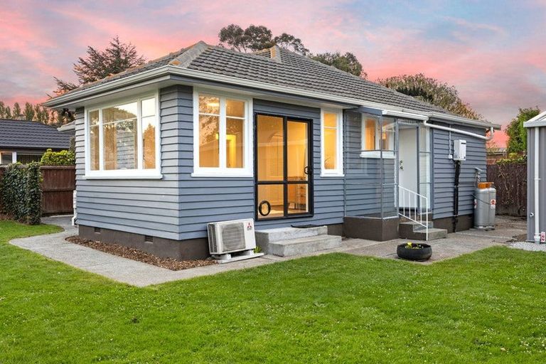 Photo of property in 52a Croziers Road, St Albans, Christchurch, 8052
