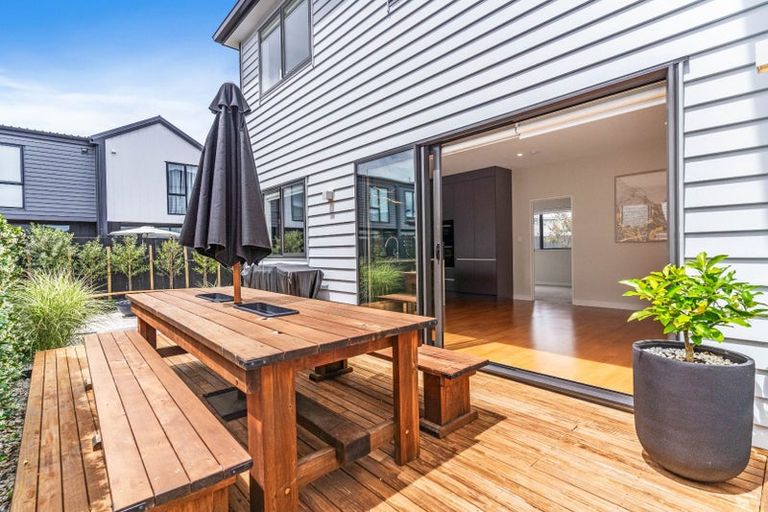 Photo of property in 3 Treloar Crescent, Hobsonville, Auckland, 0616
