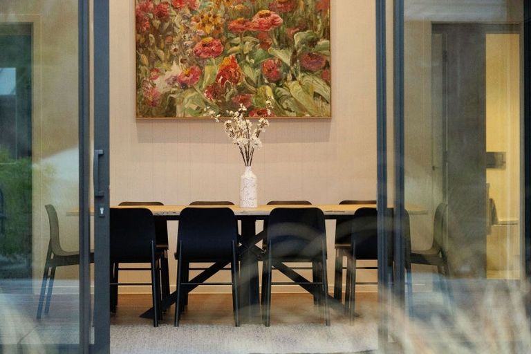 Photo of property in 2 Appin Court, Jacks Point, Queenstown, 9371