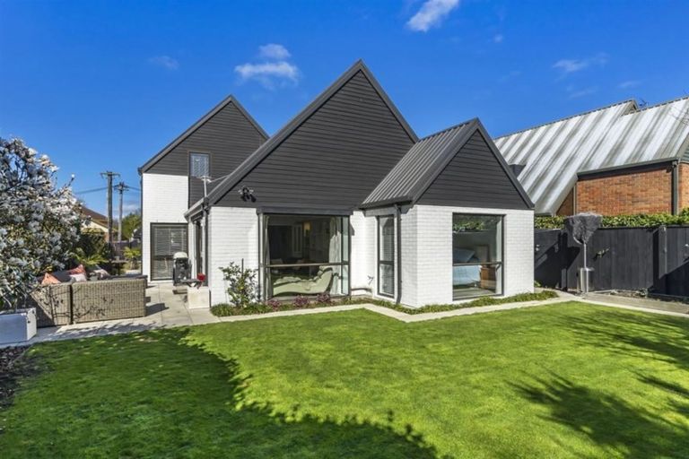 Photo of property in 6b Highgate Avenue, Merivale, Christchurch, 8014