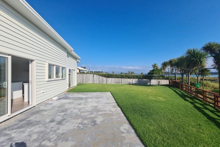 Photo of property in 11 Rangitukehu Street, Ohope, 3121