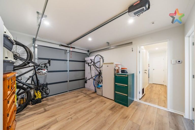 Photo of property in 67 Cypress Drive, Maungaraki, Lower Hutt, 5010