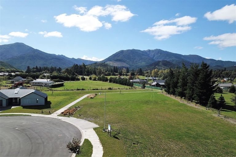 Photo of property in 22 William Jones Place, Hanmer Springs, 7334