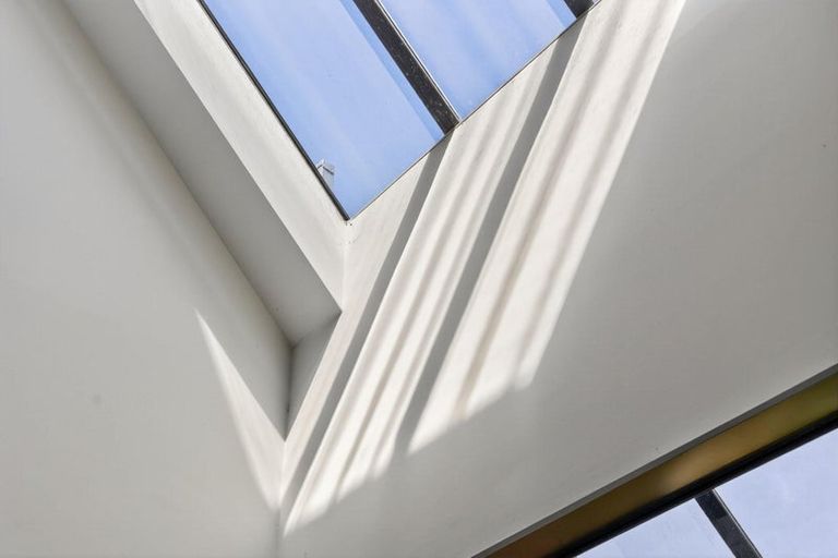 Photo of property in 28 Connemara Court, West Harbour, Auckland, 0618