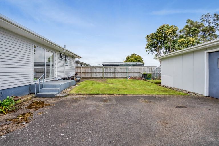 Photo of property in 28 Belair Avenue, Blagdon, New Plymouth, 4310