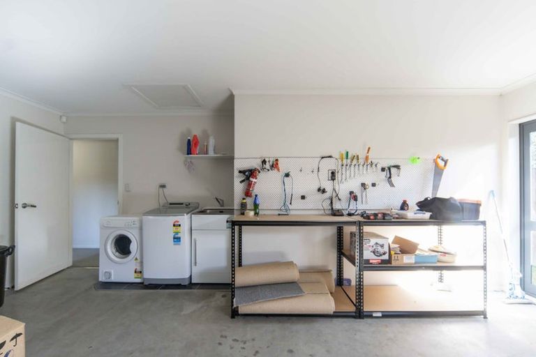 Photo of property in 35 Whitney Place, Rototuna North, Hamilton, 3210