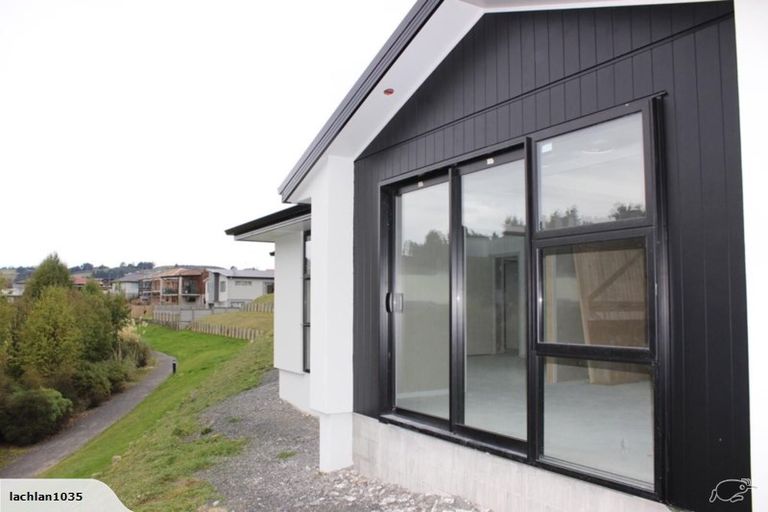 Photo of property in 41 Grandvista Drive, Green Island, Dunedin, 9018