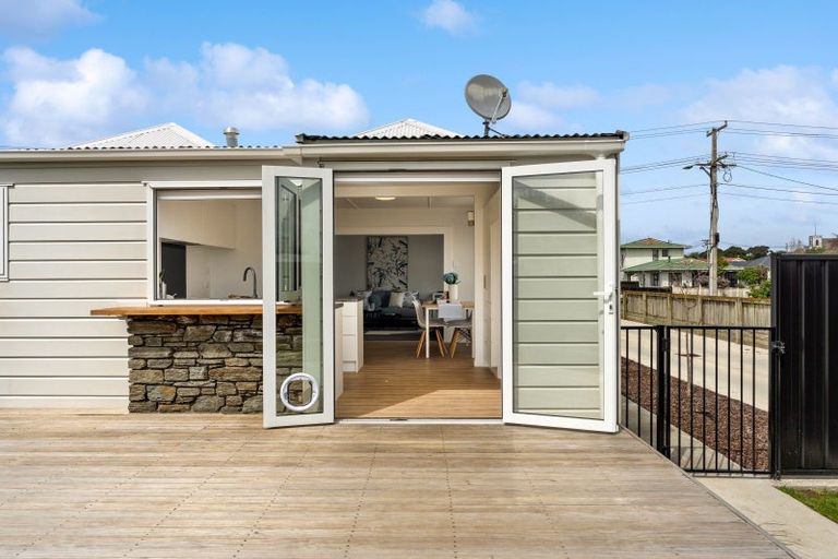 Photo of property in 28 Alma Road, Gonville, Whanganui, 4501