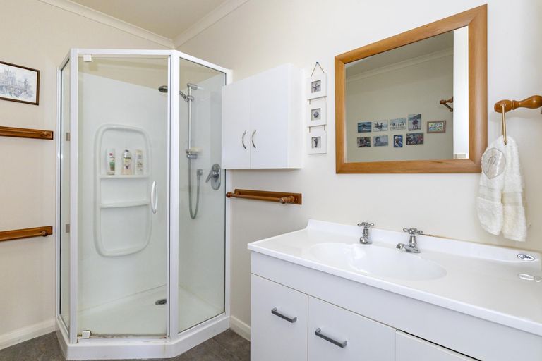 Photo of property in 43c Mckenzie Street, Geraldine, 7930