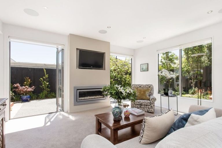 Photo of property in 131b Clyde Road, Ilam, Christchurch, 8041