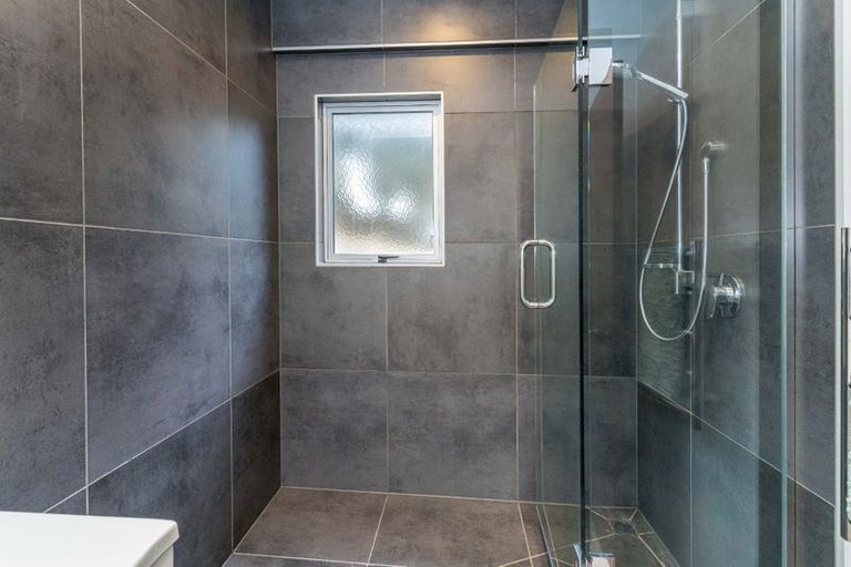 Photo of property in 5 Clyde Street, Kinmont Park, Mosgiel, 9024