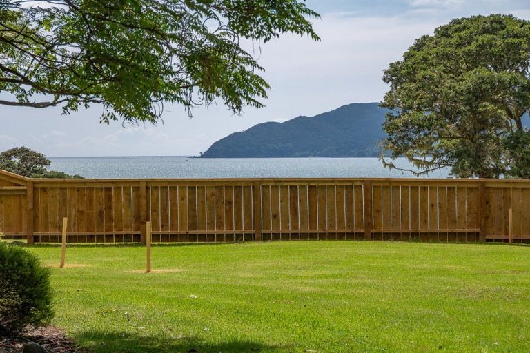 Photo of property in 20 Coopers Drive, Coopers Beach, 0420