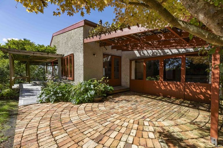 Photo of property in 250 Taurangaruru Road, Karioitahi, Waiuku, 2683