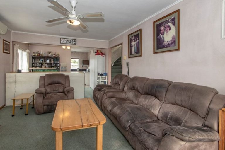 Photo of property in 15 Downing Avenue, Pirimai, Napier, 4112