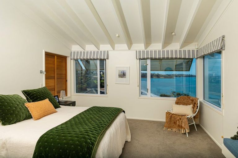 Photo of property in 47 Rothesay Bay Road, Rothesay Bay, Auckland, 0630